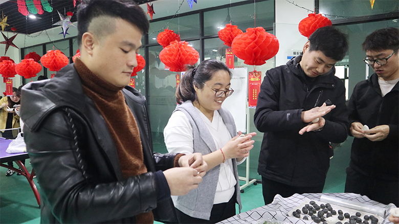 贏好禮，陪你趣味鬧元宵 | 寶開(kāi)舉辦“包湯圓 · 猜燈謎 · 迎元宵”主題活動(dòng)