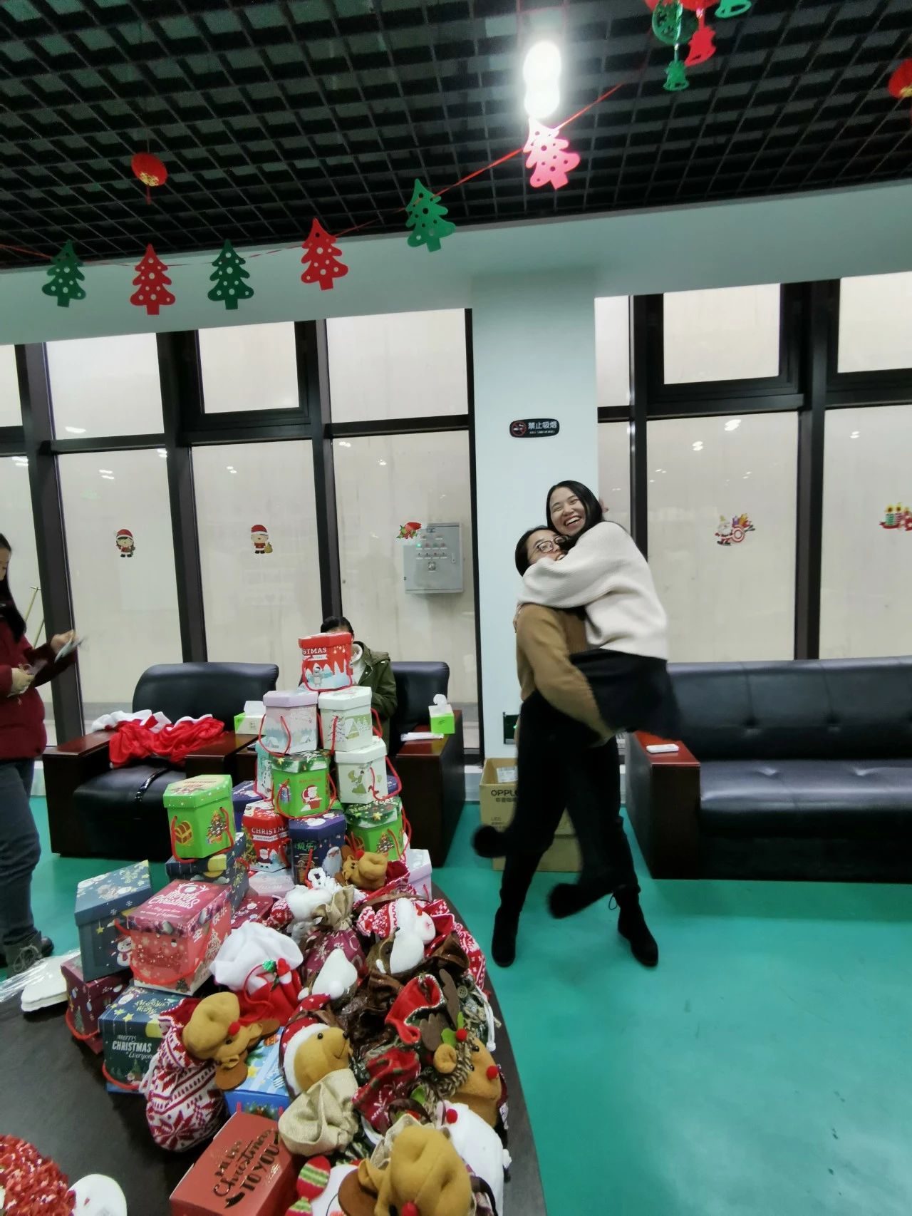 圣誕主題生日趴 | 濃情暖意平安夜，誕愿有你共前行