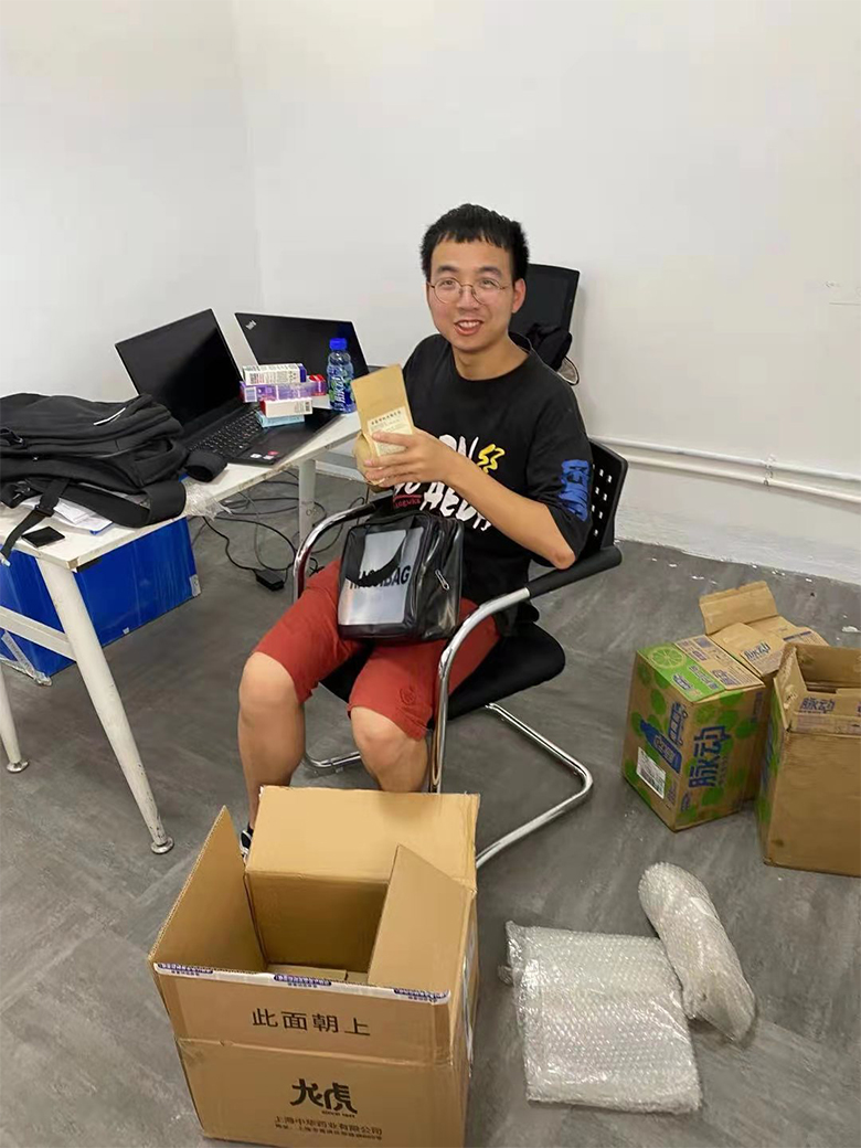 夏送清涼，情系一線｜致高溫下堅守崗位的一線員工