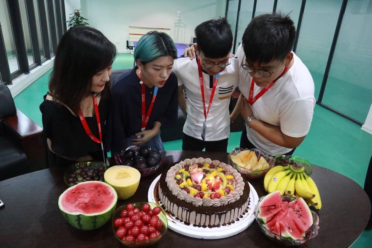 八月未央，歡聚一夏 | 寶開集體生日會：共享歡樂時刻