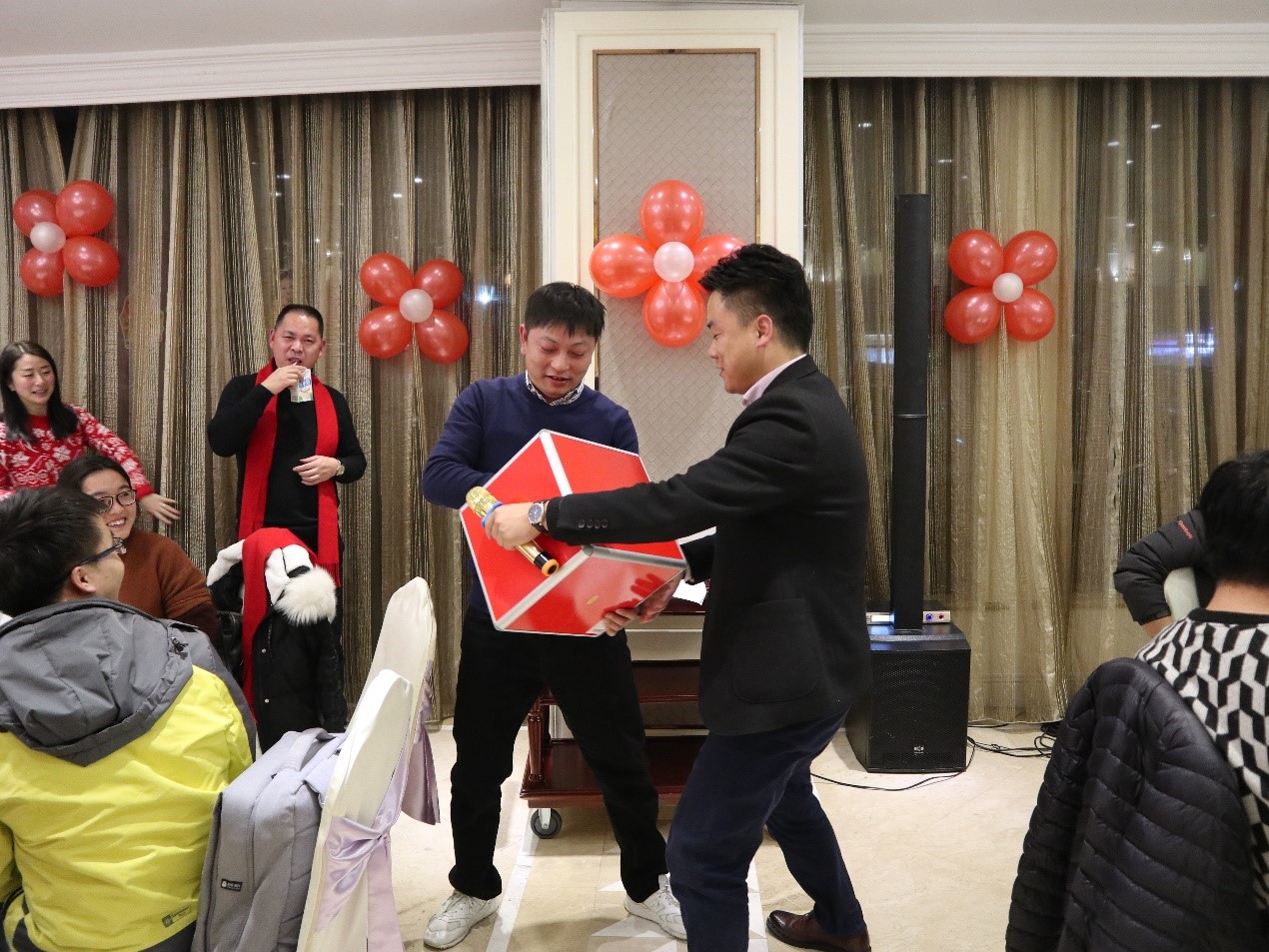 新聞 | “不忘初心創(chuàng)輝煌，牢記使命迎挑戰(zhàn)”寶開年會系列活動報道